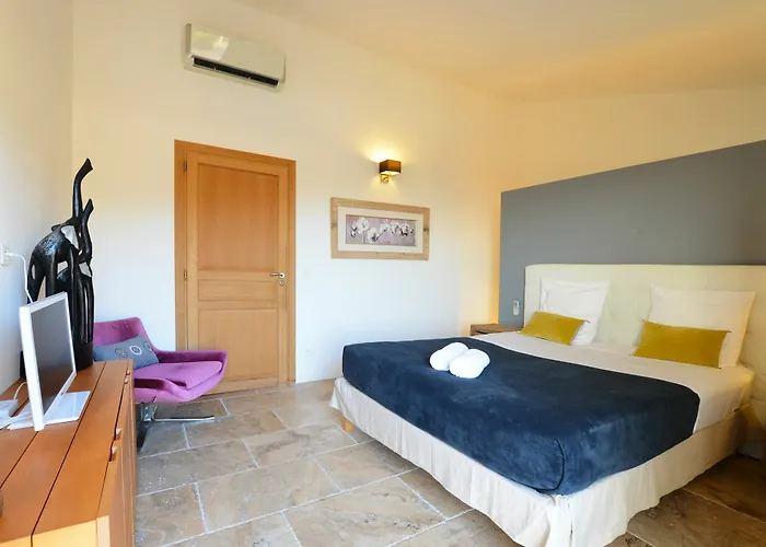 Bianca Casa Ξενοδοχείο με διαμερίσματα 4*