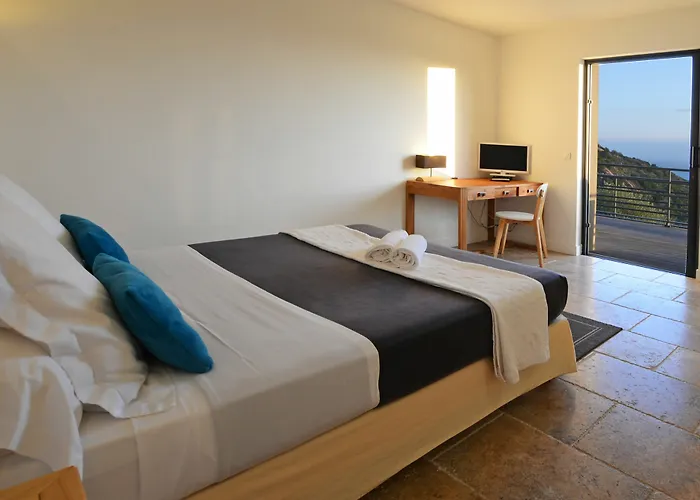 Ξενοδοχείο με διαμερίσματα Bianca Casa 4*
